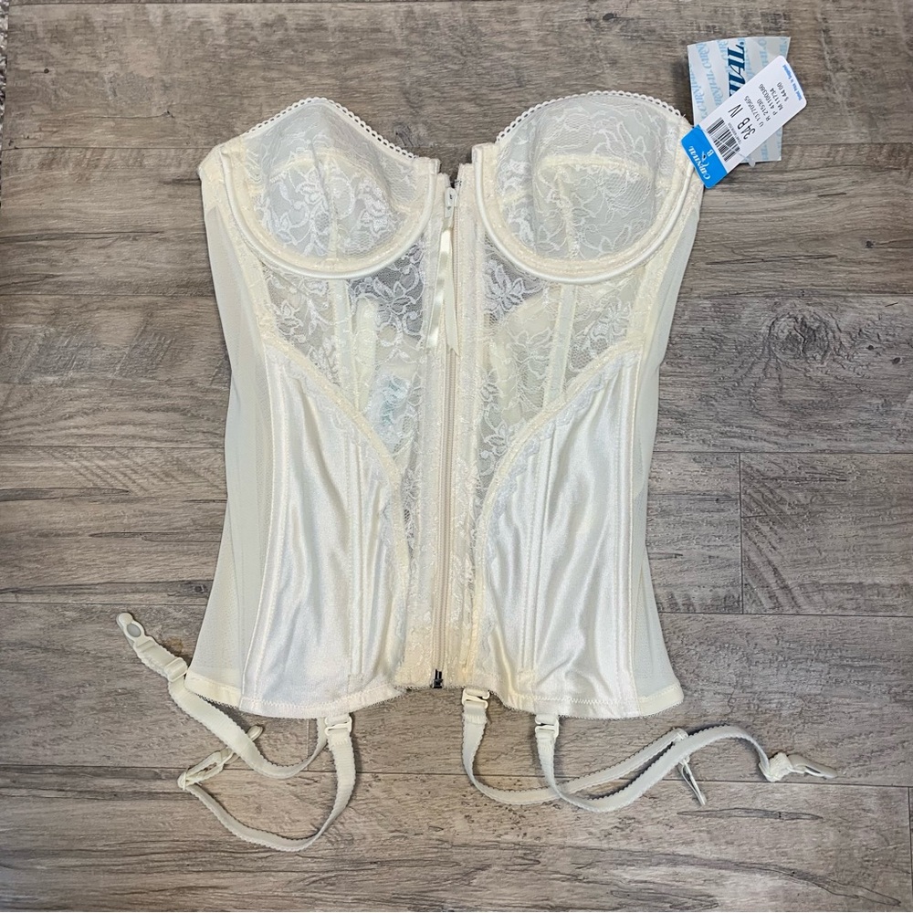 VTG Carnival Lace Strapless Basque Front Zipper